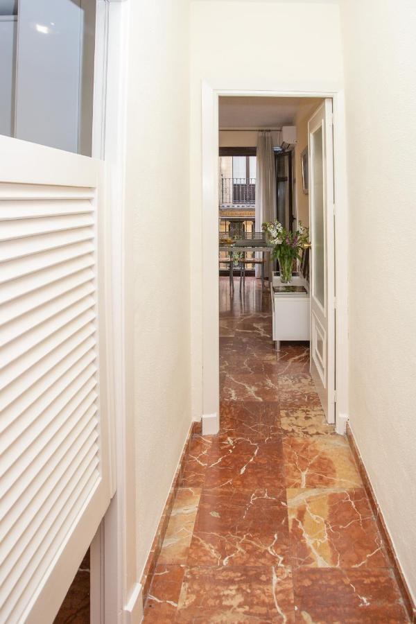 Ispal Apartment & Parking Seville Historic Center Vutse06601 Buitenkant foto